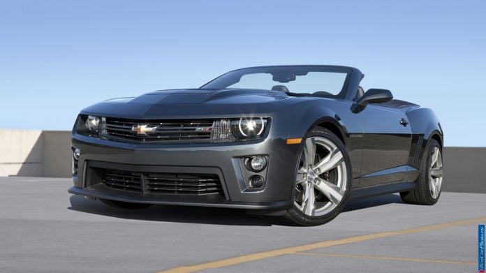 2013 Chevrolet Camaro ZL1 Convertible - фотография 48 из 70