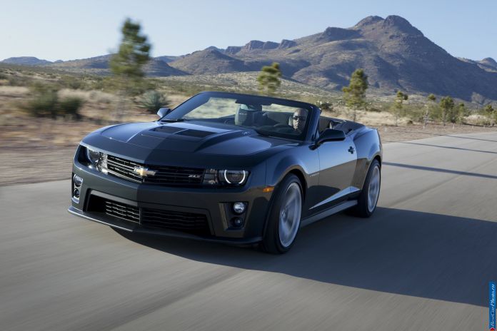 2013 Chevrolet Camaro ZL1 Convertible - фотография 51 из 70