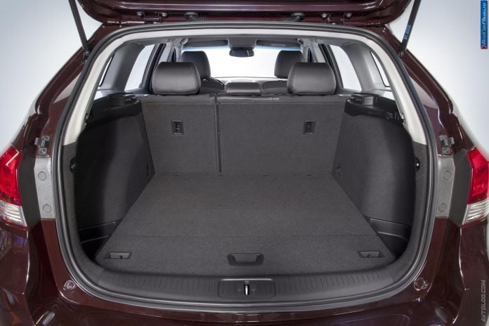 2013 Chevrolet Cruze Station Wagon - фотография 5 из 82 2013 Chevrolet Cruze Station Wagon - фотография 5 из 82