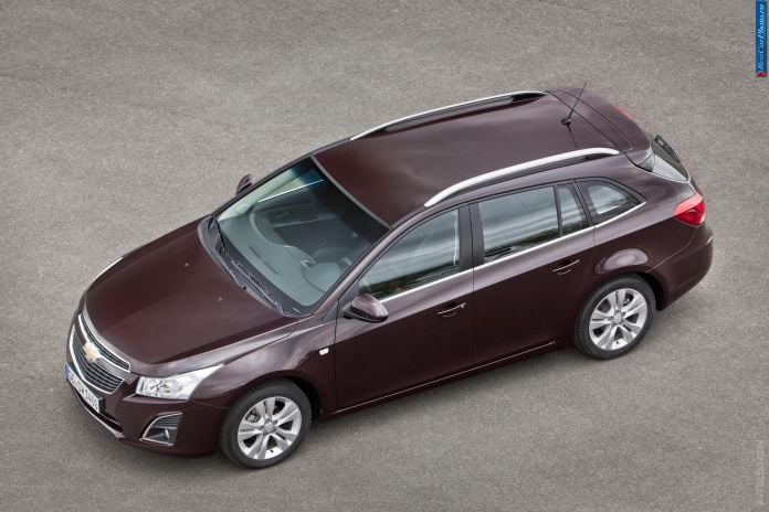 2013 Chevrolet Cruze Station Wagon - фотография 29 из 82