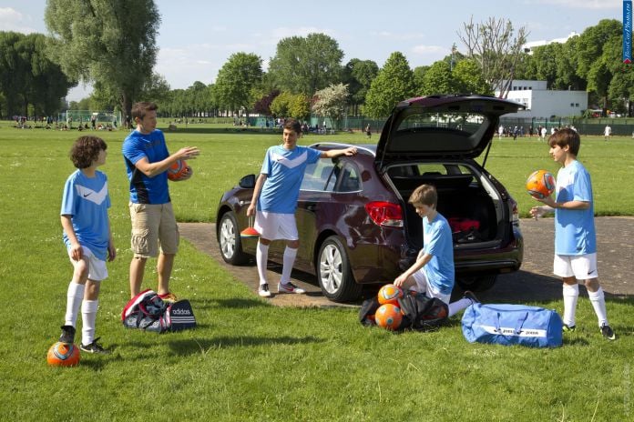2013 Chevrolet Cruze Station Wagon - фотография 39 из 82