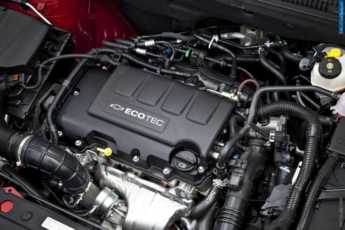2013 Chevrolet Cruze Station Wagon - фотография 45 из 82