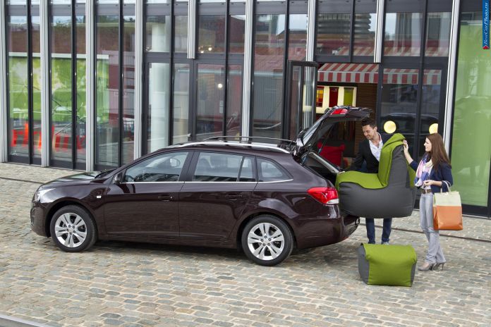 2013 Chevrolet Cruze Station Wagon - фотография 69 из 82