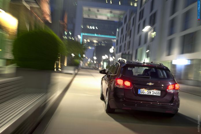 2013 Chevrolet Cruze Station Wagon - фотография 73 из 82