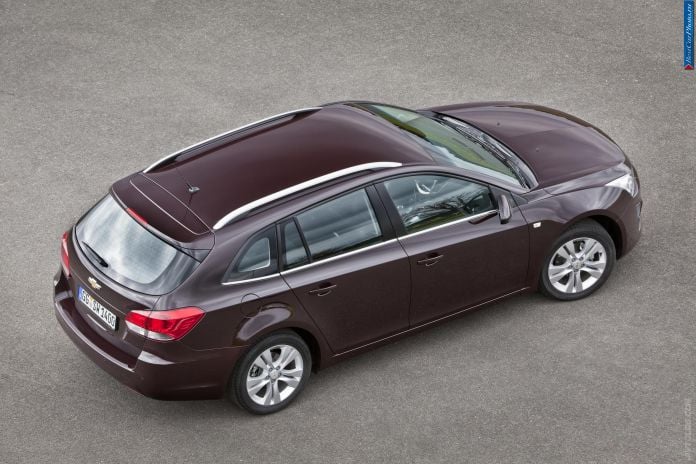 2013 Chevrolet Cruze Station Wagon - фотография 75 из 82