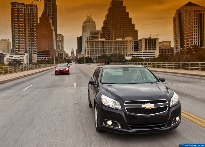2013 Chevrolet Malibu ECO - фотография 24 из 78