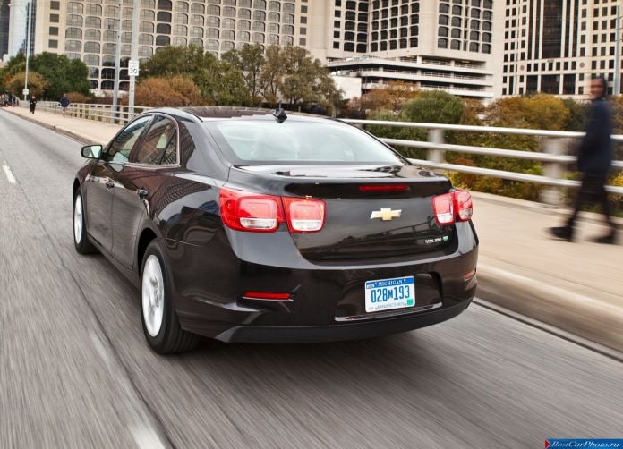 2013 Chevrolet Malibu ECO - фотография 32 из 78