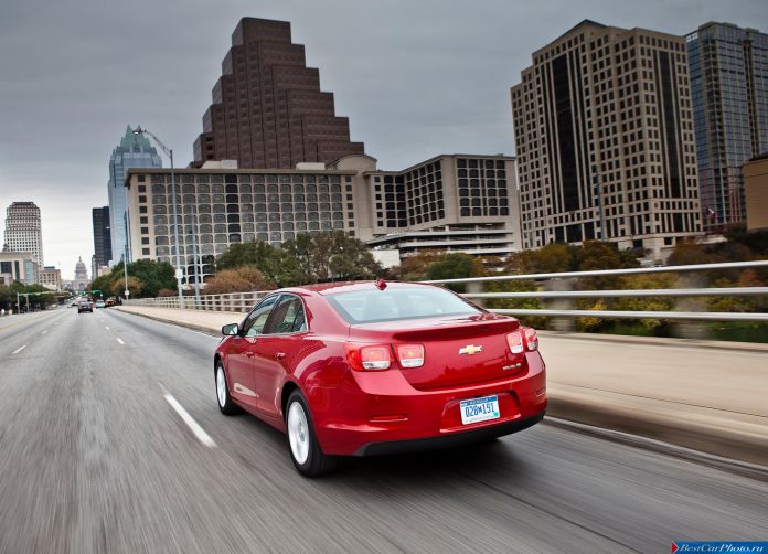 2013 Chevrolet Malibu ECO - фотография 34 из 78