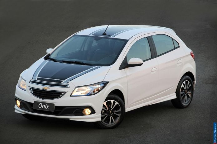 2013 Chevrolet Onyx - фотография 1 из 54 2013 Chevrolet Onyx - фотография 1 из 54
