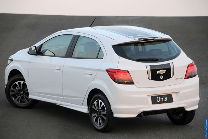 2013 Chevrolet Onyx - фотография 2 из 54