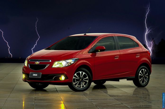 2013 Chevrolet Onyx - фотография 13 из 54