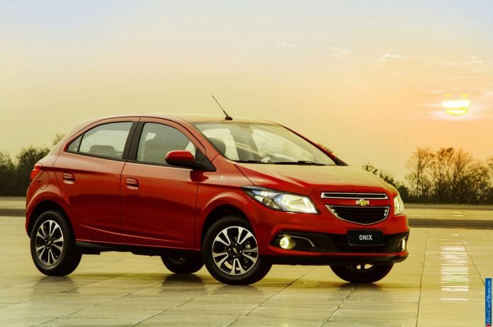 2013 Chevrolet Onyx - фотография 18 из 54 2013 Chevrolet Onyx - фотография 18 из 54
