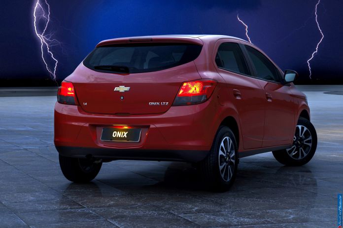 2013 Chevrolet Onyx - фотография 25 из 54 2013 Chevrolet Onyx - фотография 25 из 54
