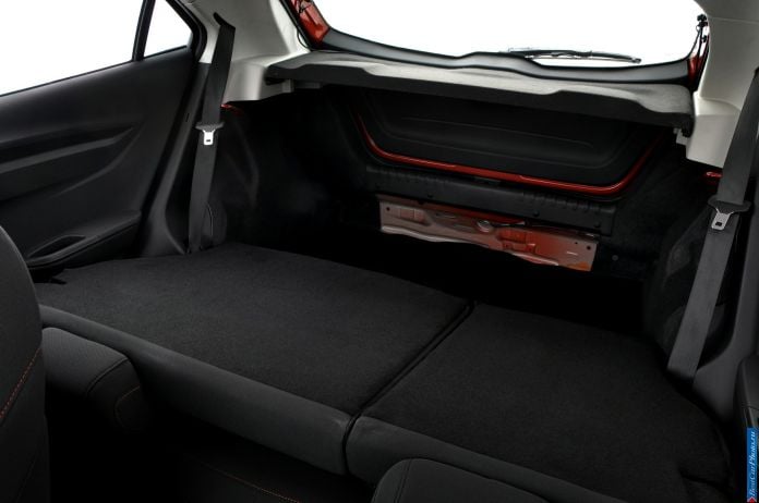 2013 Chevrolet Onyx - фотография 43 из 54 2013 Chevrolet Onyx - фотография 43 из 54