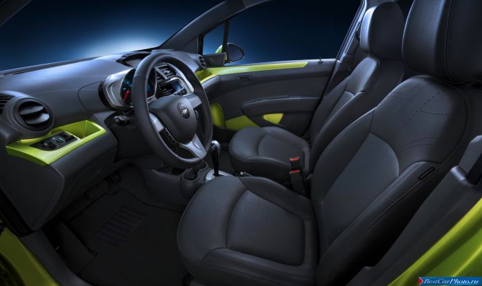 2013 Chevrolet Spark - фотография 17 из 21