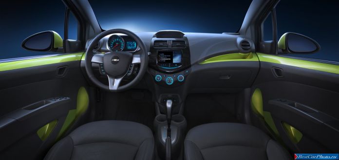 2013 Chevrolet Spark - фотография 19 из 21