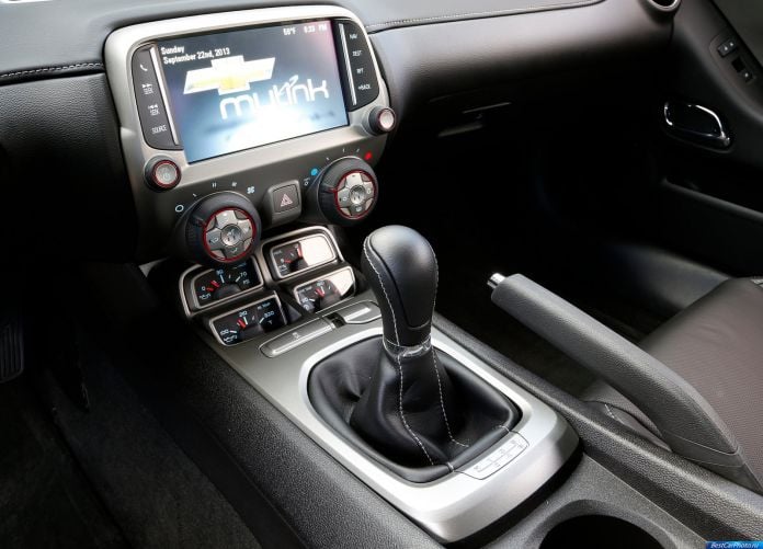 2014 Chevrolet Camaro - фотография 10 из 13 2014 Chevrolet Camaro - фотография 10 из 13