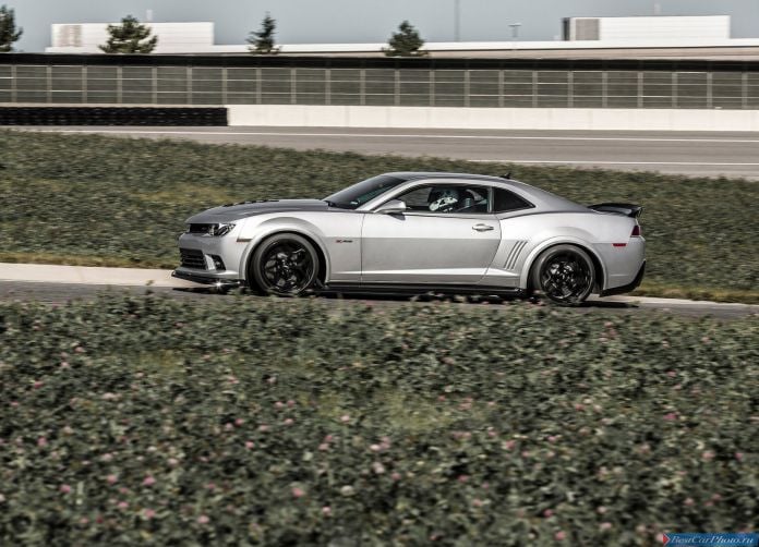 2014 Chevrolet Camaro Z28 - фотография 14 из 52