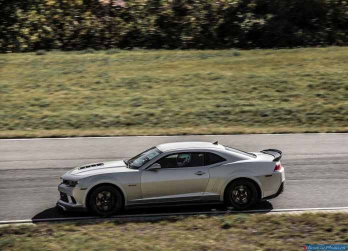 2014 Chevrolet Camaro Z28 - фотография 15 из 52 2014 Chevrolet Camaro Z28 - фотография 15 из 52