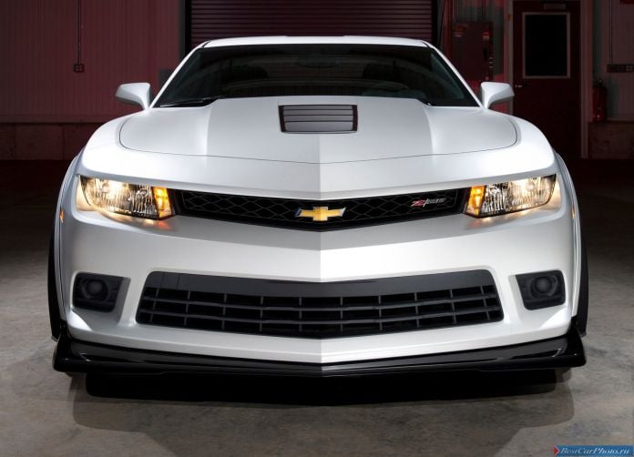2014 Chevrolet Camaro Z28 - фотография 22 из 52