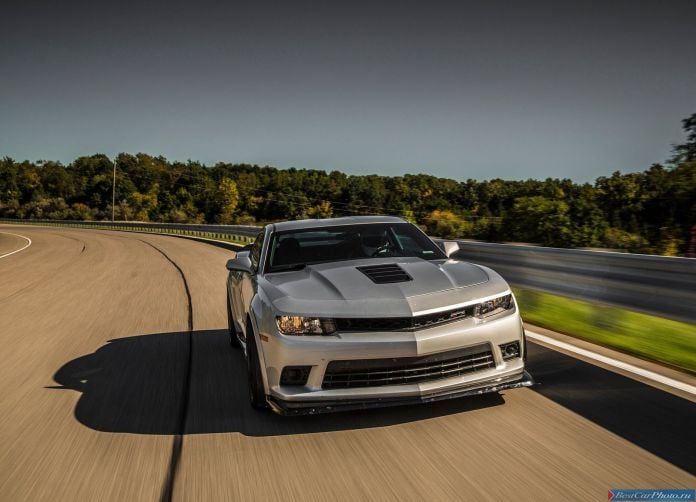 2014 Chevrolet Camaro Z28 - фотография 27 из 52