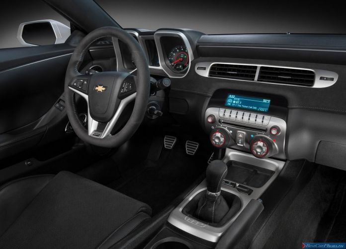2014 Chevrolet Camaro Z28 - фотография 39 из 52