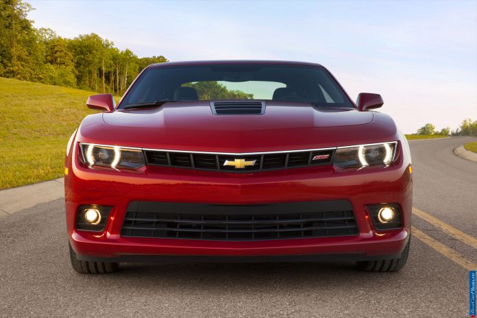 2014 Chevrolet Camaro SS - фотография 4 из 9 2014 Chevrolet Camaro SS - фотография 4 из 9