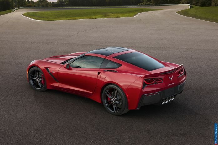 2014 Chevrolet Corvette Stingray - фотография 7 из 45