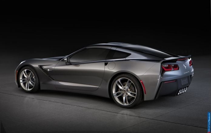 2014 Chevrolet Corvette Stingray - фотография 12 из 45