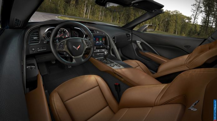2014 Chevrolet Corvette Stingray - фотография 23 из 45