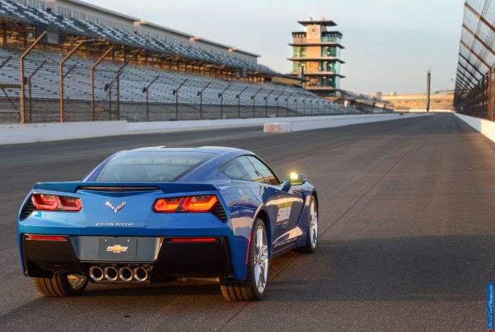 2014 Chevrolet Corvette Stingray indy 500 pace car - фотография 7 из 10