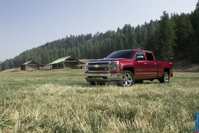 2014 Chevrolet Silverado - фотография 3 из 33