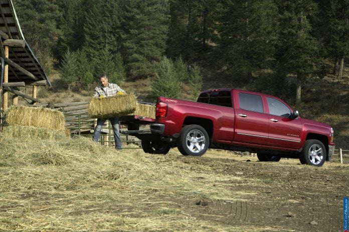 2014 Chevrolet Silverado - фотография 5 из 33