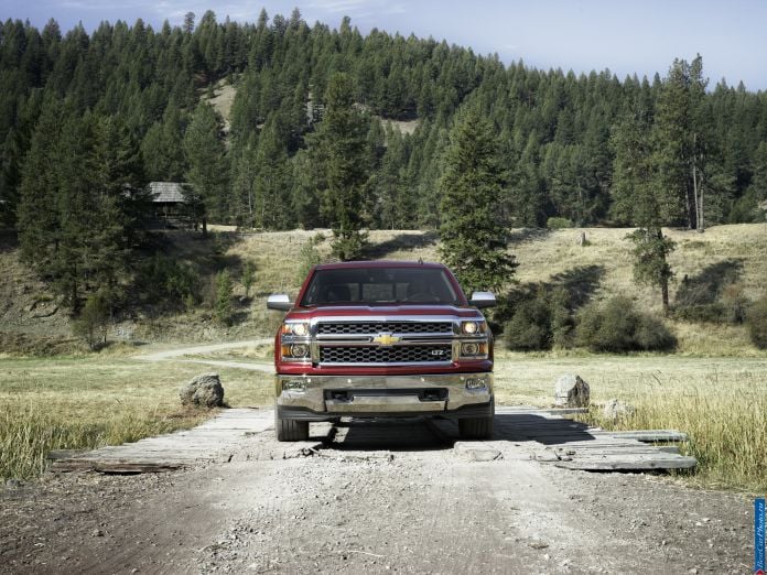 2014 Chevrolet Silverado - фотография 6 из 33