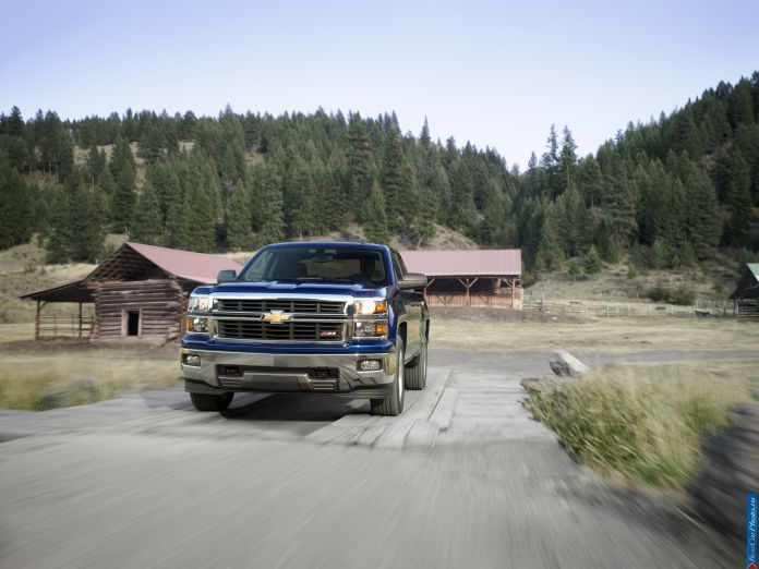 2014 Chevrolet Silverado - фотография 7 из 33