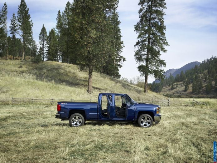 2014 Chevrolet Silverado - фотография 10 из 33