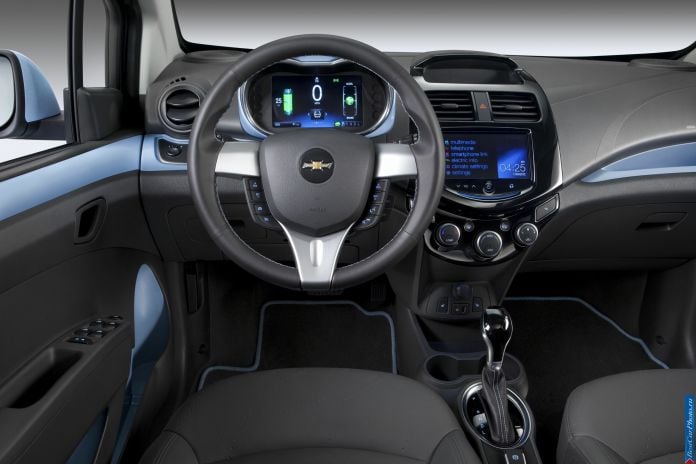 2014 Chevrolet Spark EV - фотография 36 из 45