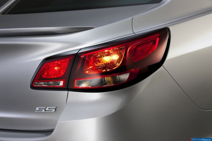 2014 Chevrolet SS - фотография 11 из 17