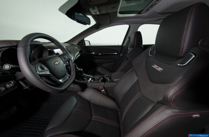 2014 Chevrolet SS - фотография 13 из 17