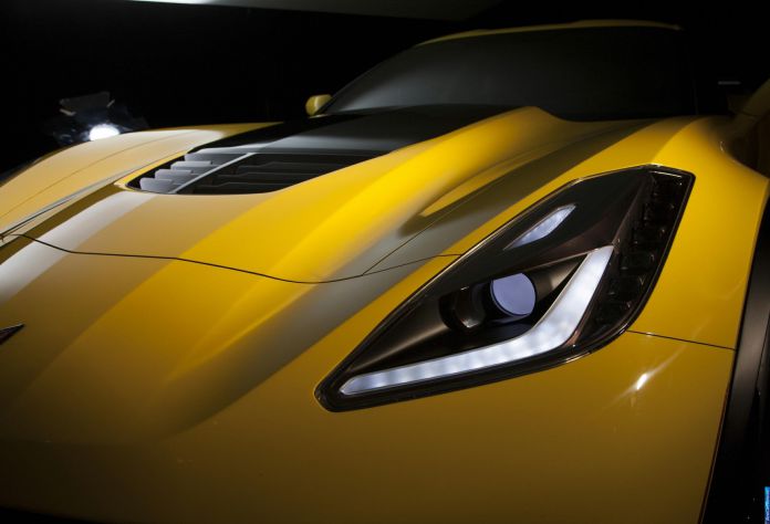 2015 Chevrolet Corvette Z06 - фотография 19 из 27 2015 Chevrolet Corvette Z06 - фотография 19 из 27
