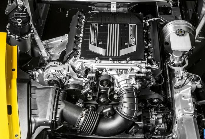 2015 Chevrolet Corvette Z06 - фотография 22 из 27 2015 Chevrolet Corvette Z06 - фотография 22 из 27