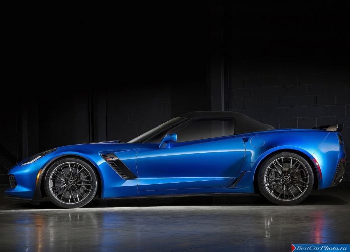 2015 Chevrolet Corvette Z06 Convertible - фотография 21 из 30