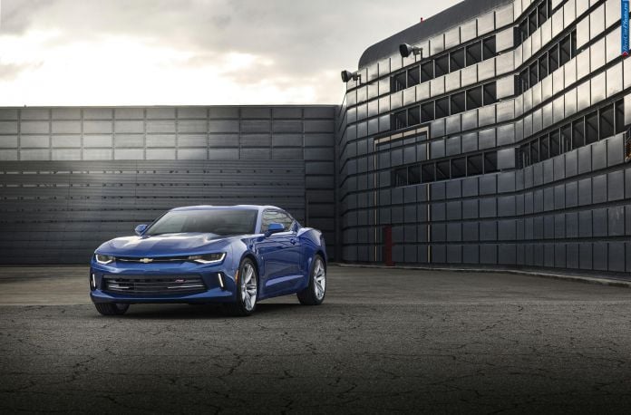 2016 Chevrolet Camaro - фотография 5 из 55