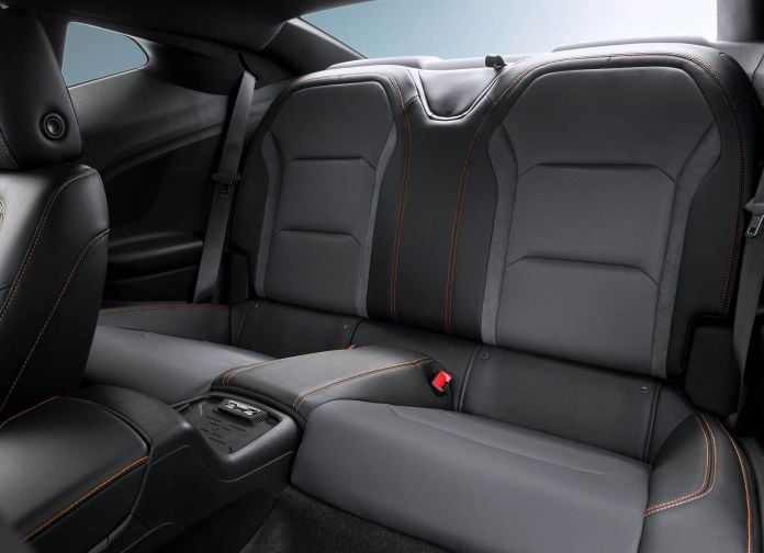 2016 Chevrolet Camaro EU Version - фотография 24 из 44 2016 Chevrolet Camaro EU Version - фотография 24 из 44