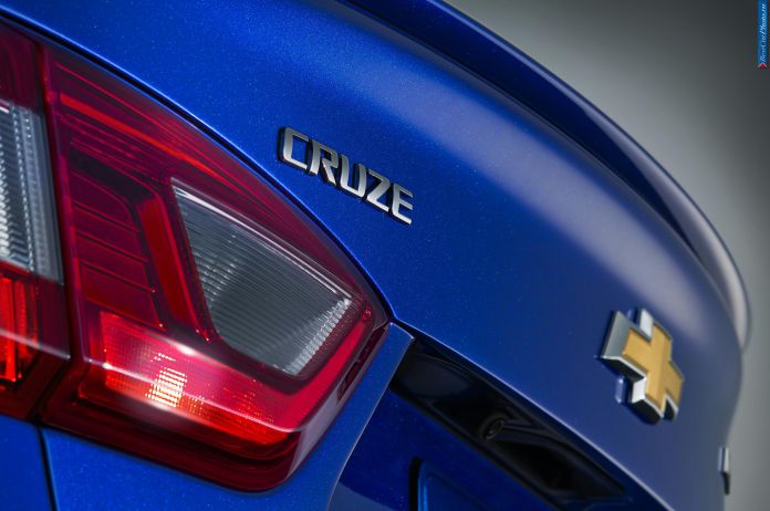 2016 Chevrolet Cruze - фотография 5 из 10