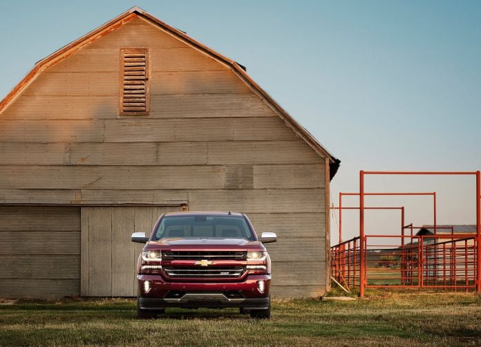 2016 Chevrolet Silverado - фотография 9 из 12
