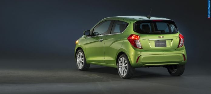 2016 Chevrolet Spark - фотография 4 из 11