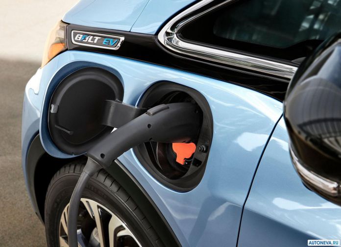 2017 Chevrolet Bolt EV - фотография 17 из 46