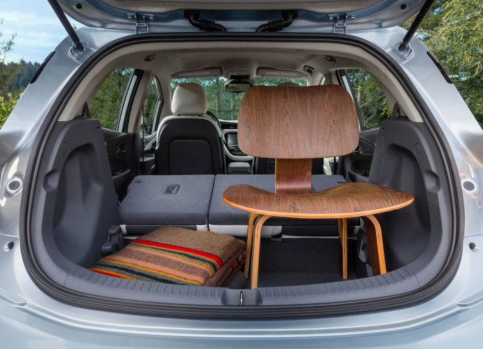 2017 Chevrolet Bolt EV - фотография 32 из 46