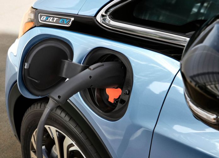 2017 Chevrolet Bolt EV - фотография 35 из 46